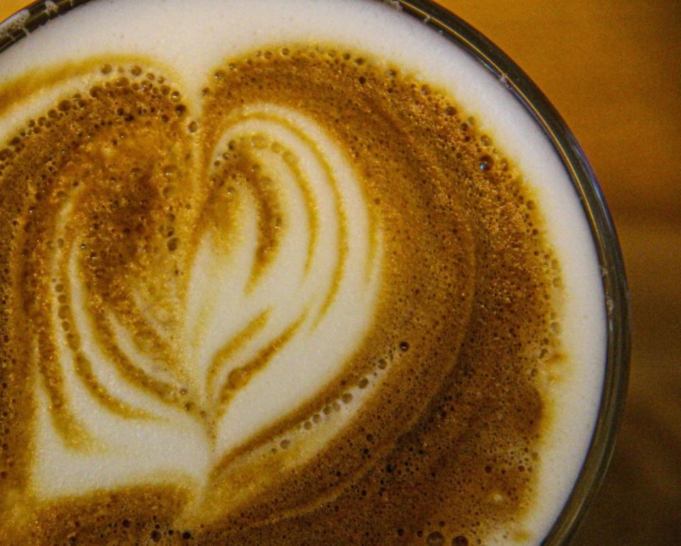 Кофе давно перестал быть просто бодрящим напитком — он стал неотъемлемой частью жизни миллионов людей по всему миру