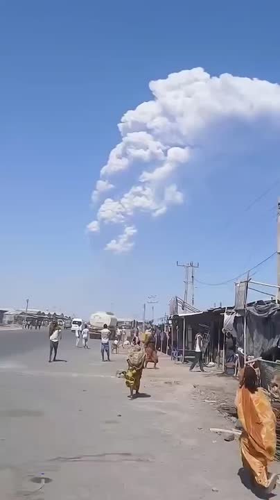 В Эфиопии впервые за 10 тыс лет произошло извержение вулкана Хейли-Губби