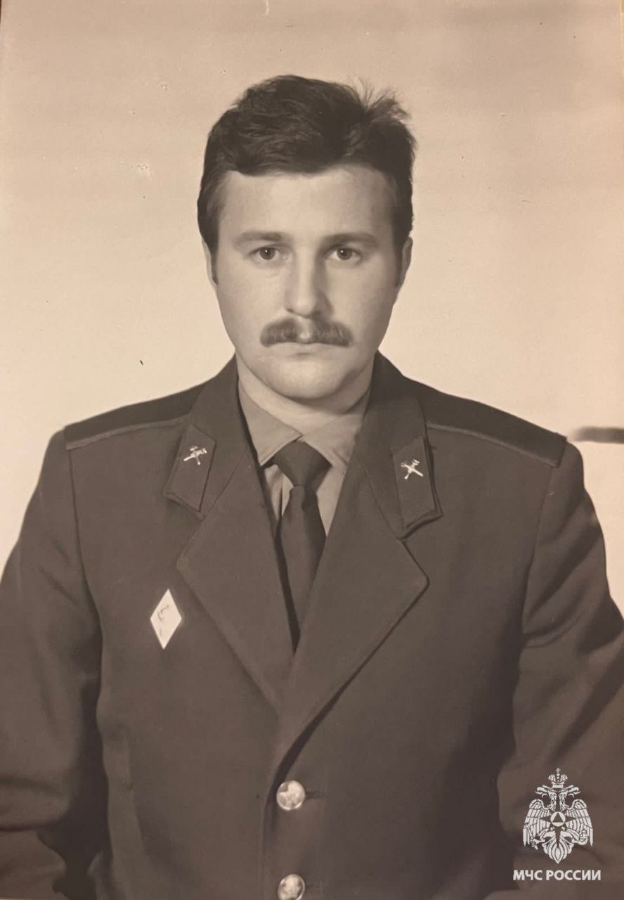 #ТрадицииМЧС. 70- летний юбилей, внутри которого - 29 лет службы! Тульские спасатели поздравили ветерана МЧС России Матвеева Тимура Михайловича с 70-летием #ТрадицииМЧС. 70- летний юбилей, внутри которого - 29 лет службы! Тульские спасатели поздравили ветерана МЧС России Матвеева Тимура Михайловича с 70-летием