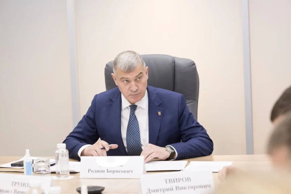 Правительство Тульской области держит на контроле подготовку транспорта и дорог к зимнему периоду