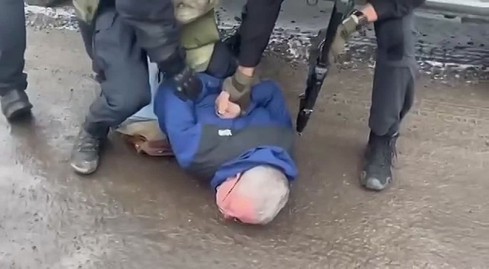 При содействии спецназа Росгвардии задержан подозреваемый в незаконном обороте оружия в Твери