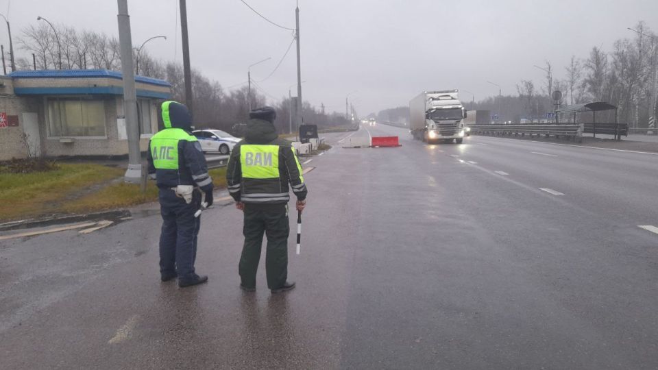 На территории региона сотрудниками Госавтоинспекции совместно с 71 военной автомобильной инспекцией (территориальной) Вооруженных сил Российской Федерации регулярно осуществляются проверочные мероприятия, направленные на...