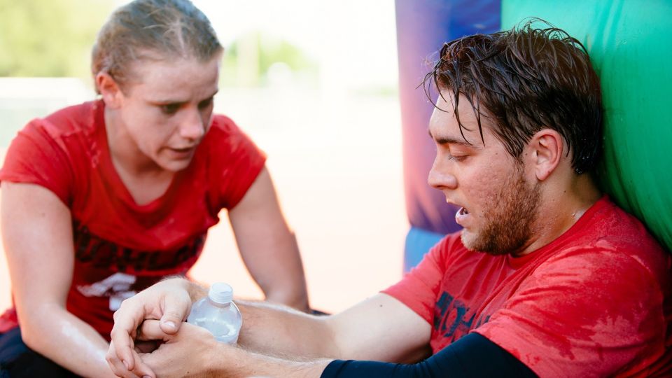 Эти симптомы укажут на тепловой удар: поскорее окажите помощь, пока не стало хуже