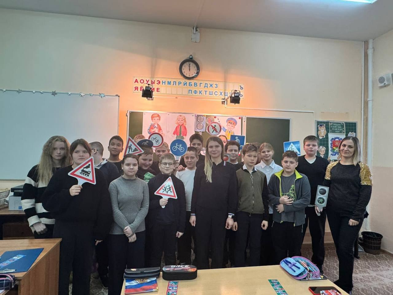 Накануне, сотрудники отдела Госавтоинспекции ОМВД России по городу Новомосковску Тульской области совместно с инспекторами ДПС провели профилактическое мероприятие в МКОУ «СОШ № 19», направленное на повышение безопасности на...