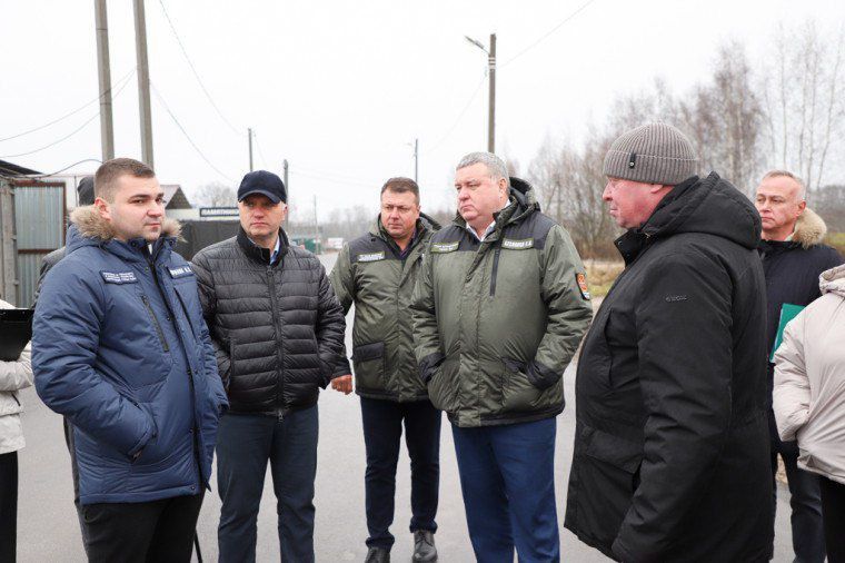 Илья Беспалов: Проконтролировал завершение ремонта дороги к 4-му кладбищу и исполнение поручений