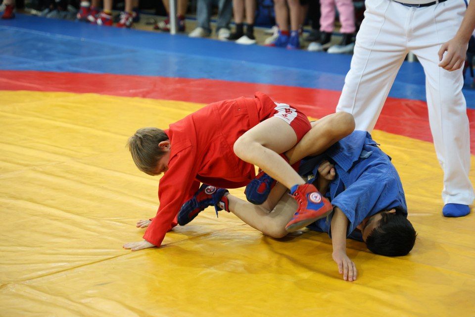 В спортшколе «Металлург» состоялось открытие межрегионального турнира по самбо среди юношей и девушек, посвященного воспитаннику, тренеру спортшколы, гвардии рядовому Сергею Карцеву В спортшколе «Металлург» состоялось открытие межрегионального турнира по самбо среди юношей и девушек, посвященного воспитаннику, тренеру спортшколы, гвардии рядовому Сергею Карцеву