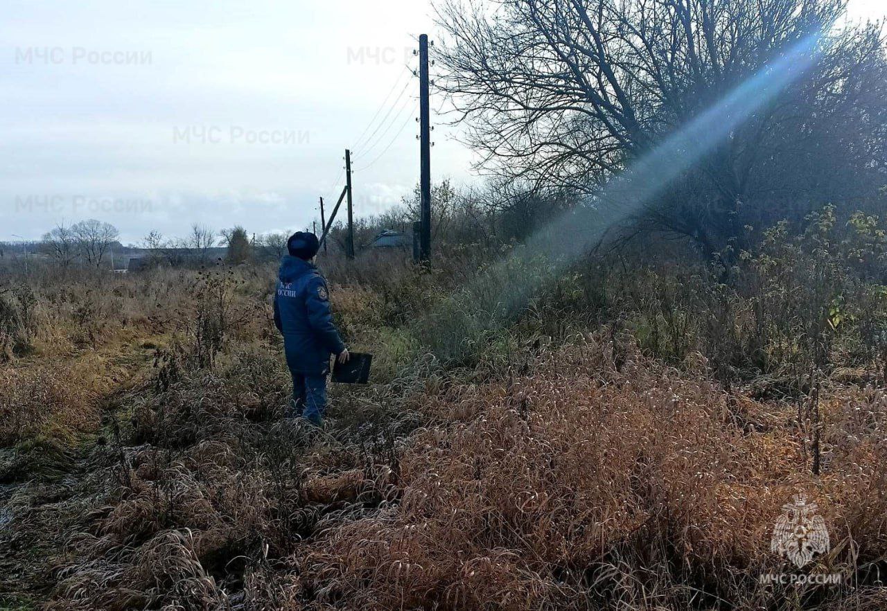 Сотрудники МЧС России проверили работу сельских администраций Плавского района по соблюдению противопожарных мер в населенных пунктах Сотрудники МЧС России проверили работу сельских администраций Плавского района по соблюдению противопожарных мер в населенных пунктах