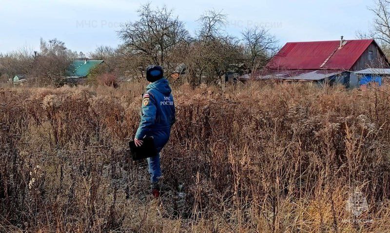 Сотрудники МЧС России проверили работу сельских администраций Плавского района по соблюдению противопожарных мер в населенных пунктах Сотрудники МЧС России проверили работу сельских администраций Плавского района по соблюдению противопожарных мер в населенных пунктах