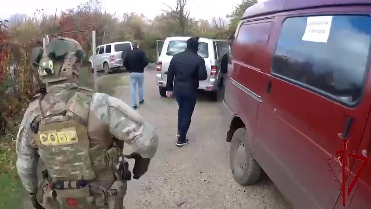 При силовой поддержке спецназа Росгвардии пресечена деятельность этнической преступной группировки в Тульской области