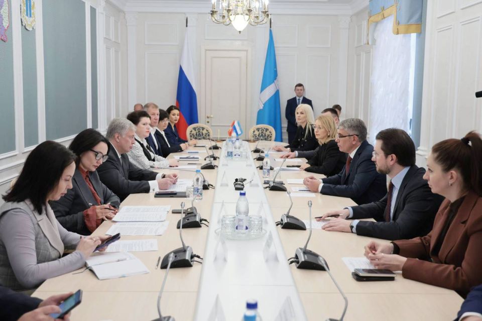 Губернаторы Дмитрий Миляев и Алексей Русских обсудили перспективы сотрудничества между Тульской и Ульяновской областями