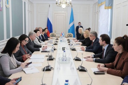 Губернаторы Дмитрий Миляев и Алексей Русских обсудили перспективы сотрудничества между Тульской и Ульяновской областями