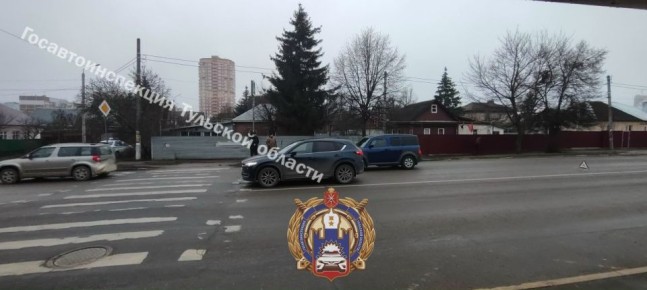 2 декабря в 07:00 на улице 11-ый проезд Мясново города Тулы, мужчина 1954 года рождения, управляя автомобилем «Мазда СХ 5», совершил наезд на несовершеннолетнего пешехода – мальчика 2008 года рождения, который, по...