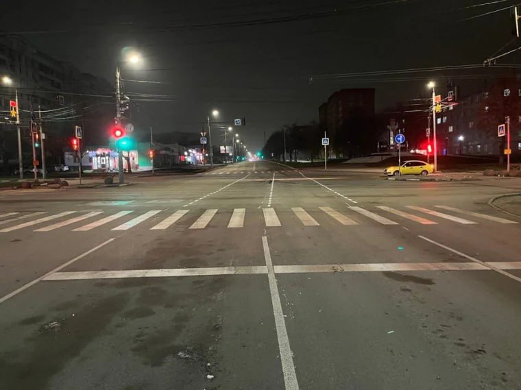 В Туле на перекрестке улиц Кирова и Ложевой скорректировали разметку В Туле на перекрестке улиц Кирова и Ложевой скорректировали разметку