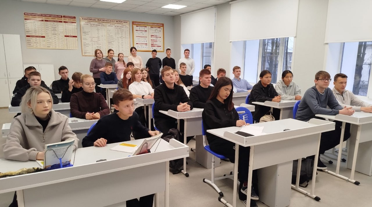 В Воловском районе сотрудник полиции провела профилактическое занятие на тему ответственности за совершение преступлений экстремистского и террористического характера, с использованием сети Интернет В Воловском районе сотрудник полиции провела профилактическое занятие на тему ответственности за совершение преступлений экстремистского и террористического характера, с использованием сети Интернет