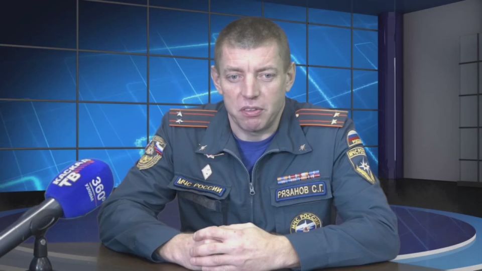 #СМИобМЧС. День в честь тех, кто приходит на помощь по зову сердца В преддверии Дня добровольца тульские спасатели чествуют тех, кто наравне с ними стоит на защите граждан и их имущества от пожарищ