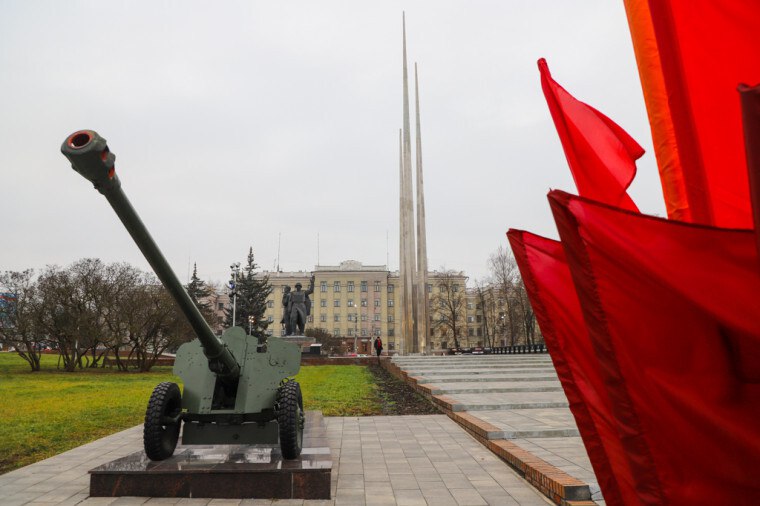 Тулу украсили к 84-й годовщине обороны Тулу украсили к 84-й годовщине обороны