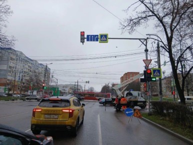 В Туле на перекрестке улиц Кирова и Ложевой скорректировали разметку