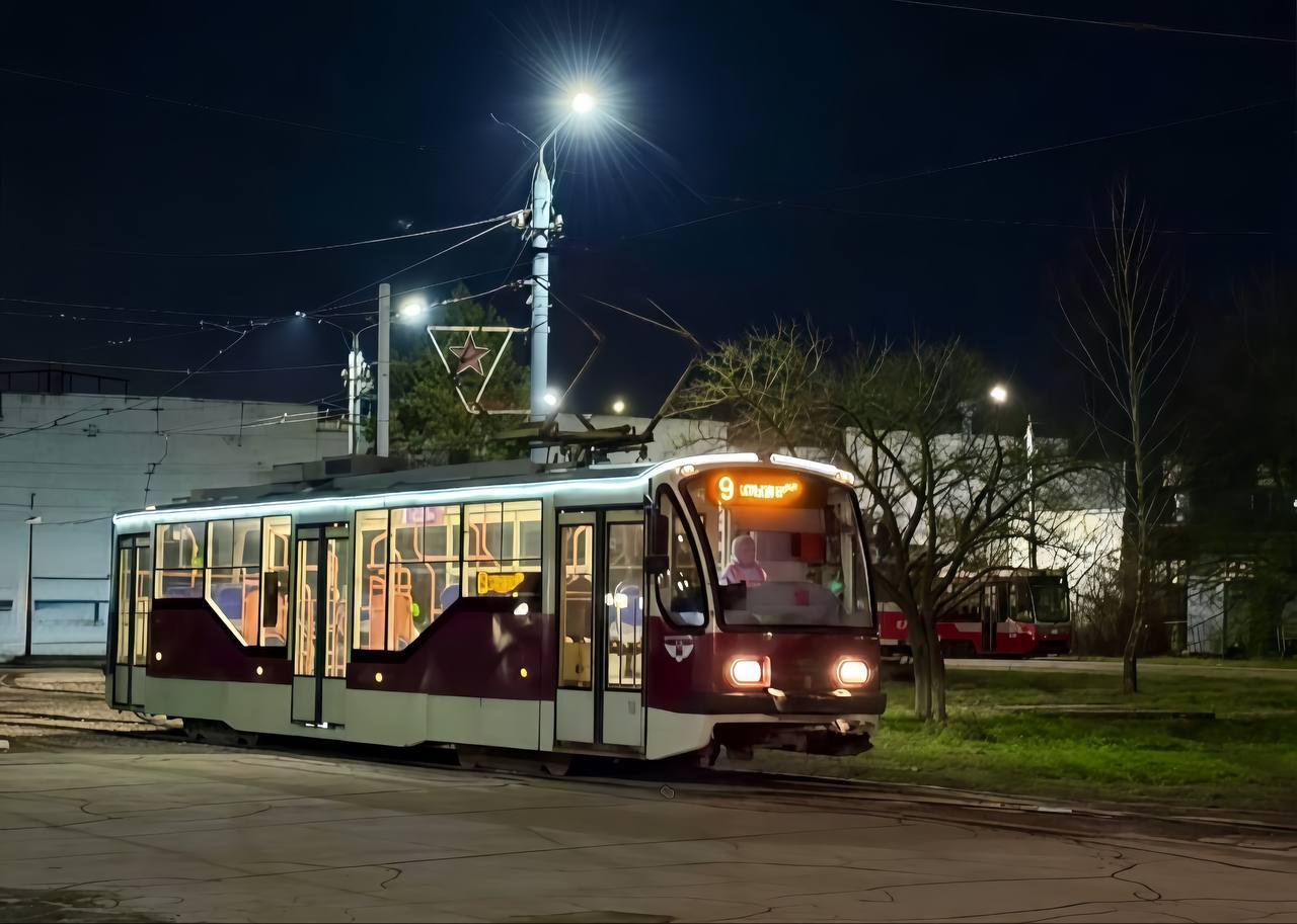 Рассказываем, как будет украшен общественный транспорт региона в преддверии Нового 2026 года