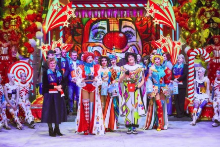 ���� � ������ ��������: � ���� ��������� ����������� V �������������� ��������� ��������� ��������� ��� ����� ����