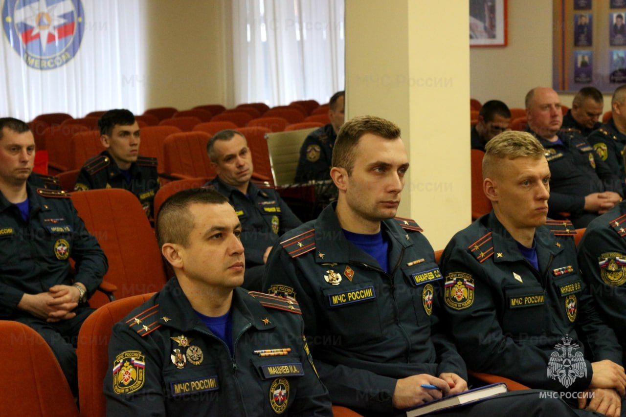 В региональном спасательном ведомстве прошли занятия школы оперативного мастерства В региональном спасательном ведомстве прошли занятия школы оперативного мастерства