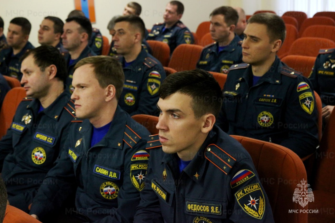 В региональном спасательном ведомстве прошли занятия школы оперативного мастерства В региональном спасательном ведомстве прошли занятия школы оперативного мастерства