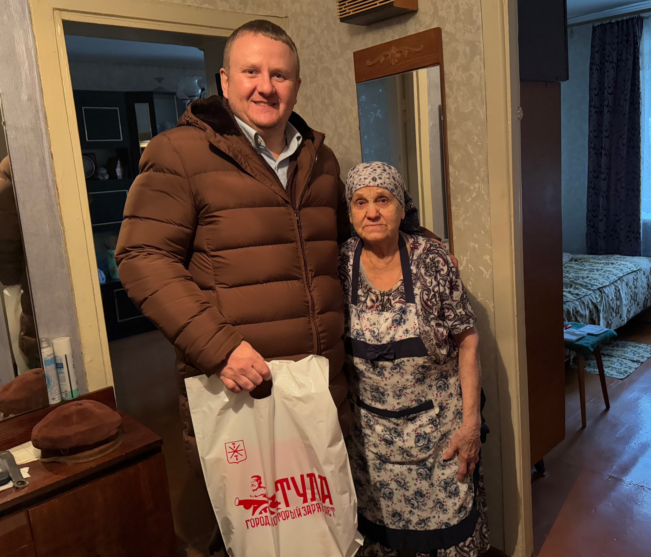 Депутаты Тульской городской Думы навестили ветеранов Великой Отечественной войны Депутаты Тульской городской Думы навестили ветеранов Великой Отечественной войны