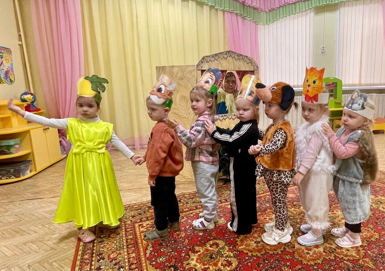 В Узловском районе сотрудником полиции проведена профилактическая беседа в рамках акции «16 дней против насилия», направленная на борьбу с домашним насилием В Узловском районе сотрудником полиции проведена профилактическая беседа в рамках акции «16 дней против насилия», направленная на борьбу с домашним насилием