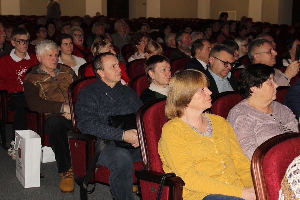 Заместитель председателя Тульской городской Думы Дарья Герасимова приняла участие в мероприятии в честь 84-й годовщины обороны Тулы и разгрома немецких войск под Москвой Заместитель председателя Тульской городской Думы Дарья Герасимова приняла участие в мероприятии в честь 84-й годовщины обороны Тулы и разгрома немецких войск под Москвой