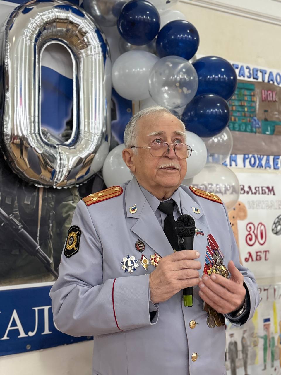 Тульские полицейские и общественники поздравили Юридический полицейский колледж с 30-летием Тульские полицейские и общественники поздравили Юридический полицейский колледж с 30-летием