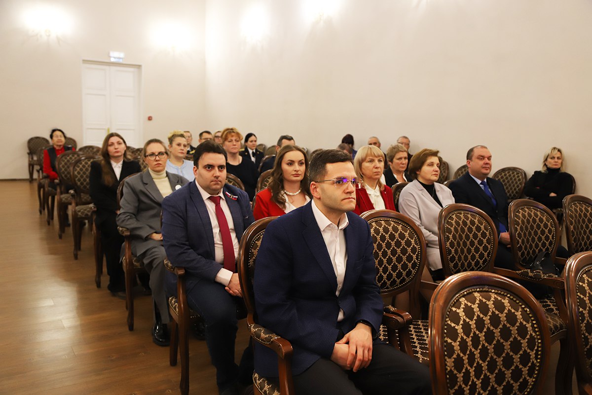 В Доме дворянского собрания прошло торжественное мероприятие, посвященное Дню юриста В Доме дворянского собрания прошло торжественное мероприятие, посвященное Дню юриста