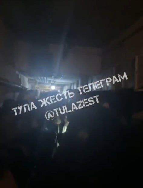 А в ТулГУ обучающихся эвакуировали в подвал из-за объявленной ракетной опасности
