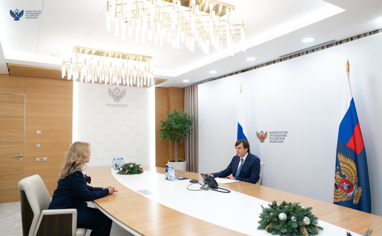 Сергей Кравцов: В 2026 году колледжи откроют приём по специальности «промышленный дизайн» Сергей Кравцов: В 2026 году колледжи откроют приём по специальности «промышленный дизайн»