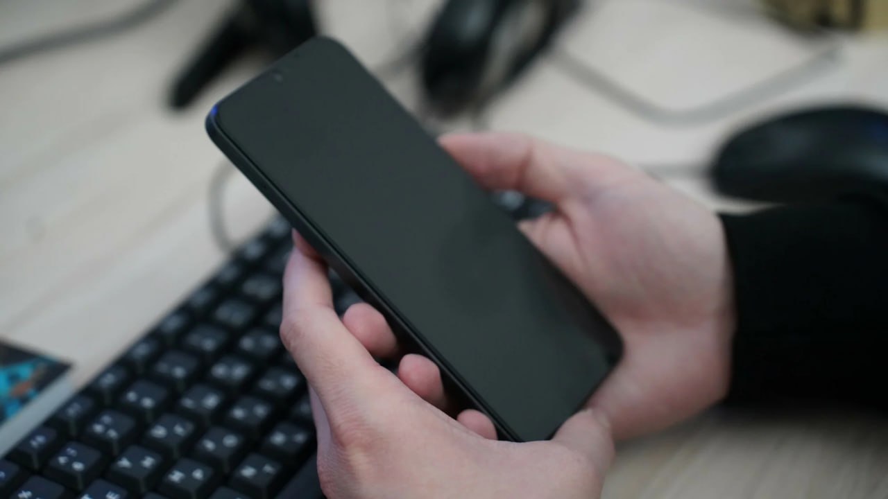 Вы, наверное, тоже задаетесь вопросом: «Почему после отбоя атаки БПЛА в Тульской области интернет включают не сразу?»