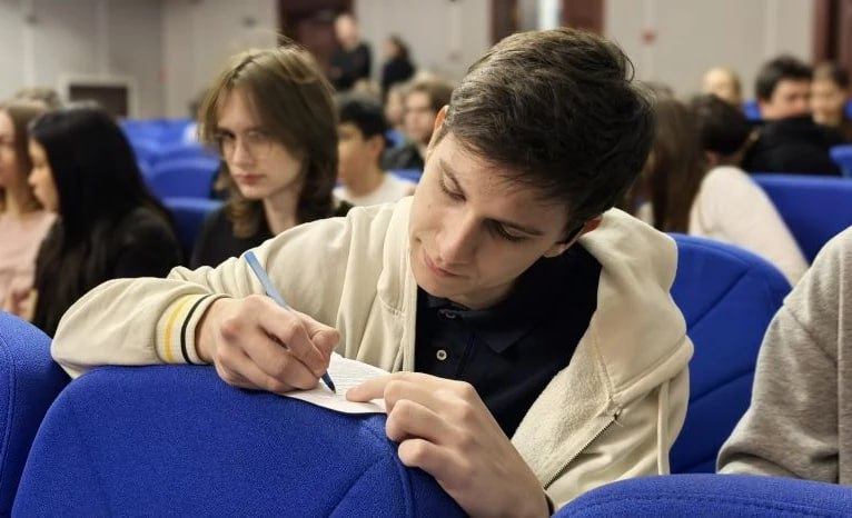 В Управлении МВД России по Тульской области прошел День открытых дверей для выпускников школ и учащихся колледжей В Управлении МВД России по Тульской области прошел День открытых дверей для выпускников школ и учащихся колледжей