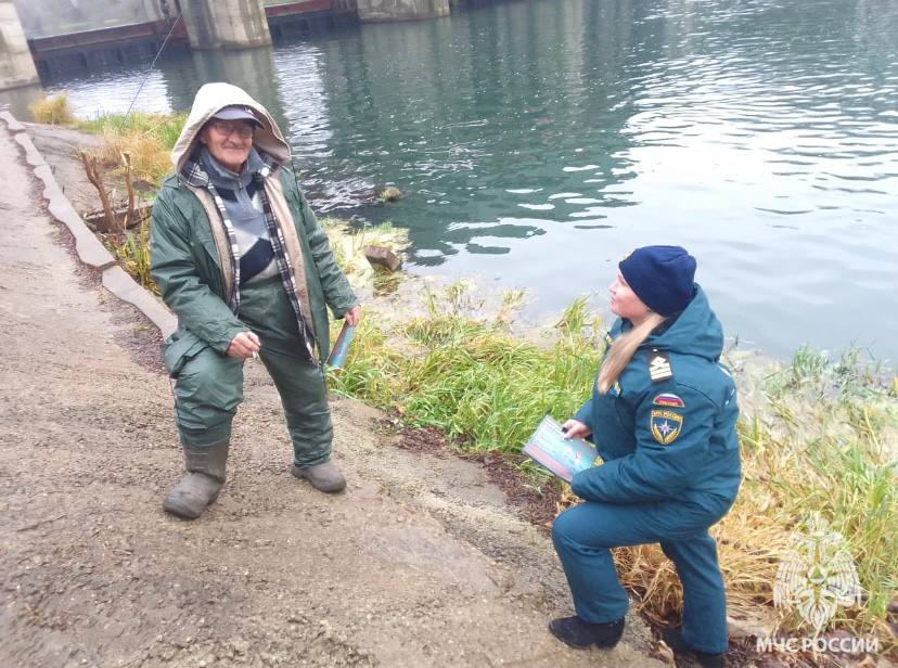 #ЛицаМЧС. «Помоги другим, и жизнь станет лучше» Сегодня в нашей рубрике инспектор Государственной инспекции по маломерным судам ГУ МЧС России по Тульской области Екатерина Богрянцева, ставшая победителем конкурса «Доброволец... #ЛицаМЧС. «Помоги другим, и жизнь станет лучше» Сегодня в нашей рубрике инспектор Государственной инспекции по маломерным судам ГУ МЧС России по Тульской области Екатерина Богрянцева, ставшая победителем конкурса «Доброволец...