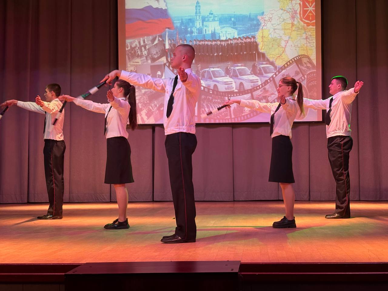 В Управлении МВД России по Тульской области прошел День открытых дверей для выпускников школ и учащихся колледжей В Управлении МВД России по Тульской области прошел День открытых дверей для выпускников школ и учащихся колледжей