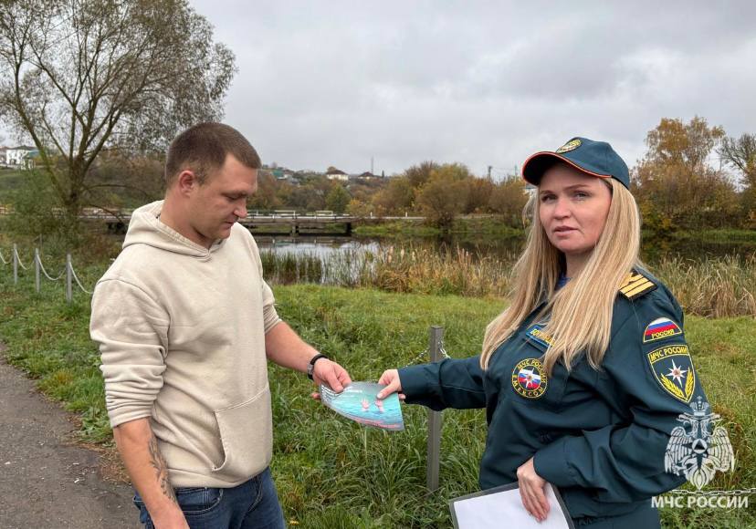 #ЛицаМЧС. «Помоги другим, и жизнь станет лучше» Сегодня в нашей рубрике инспектор Государственной инспекции по маломерным судам ГУ МЧС России по Тульской области Екатерина Богрянцева, ставшая победителем конкурса «Доброволец... #ЛицаМЧС. «Помоги другим, и жизнь станет лучше» Сегодня в нашей рубрике инспектор Государственной инспекции по маломерным судам ГУ МЧС России по Тульской области Екатерина Богрянцева, ставшая победителем конкурса «Доброволец...