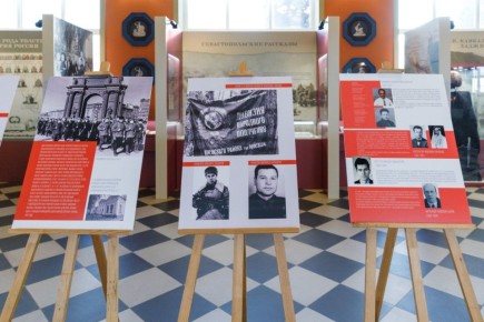 Чтобы помнили: в филиале музея-усадьбы «Ясная Поляна» открылась выставка к 85-летию обороны Тулы