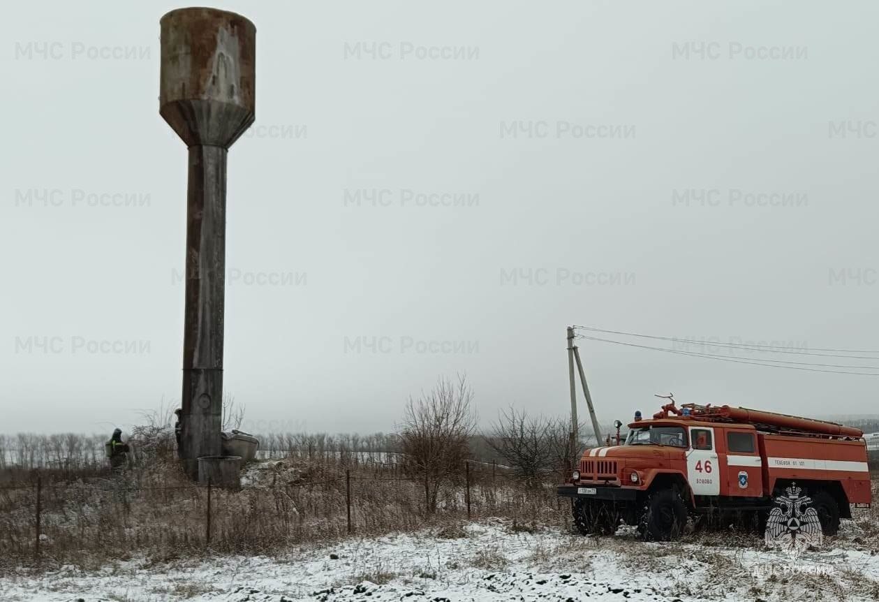 В одной из школ Воловского района прошли пожарно-тактические учения