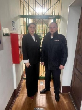 В Алексинском районе общественница проверила условия содержания задержанных в ИВС