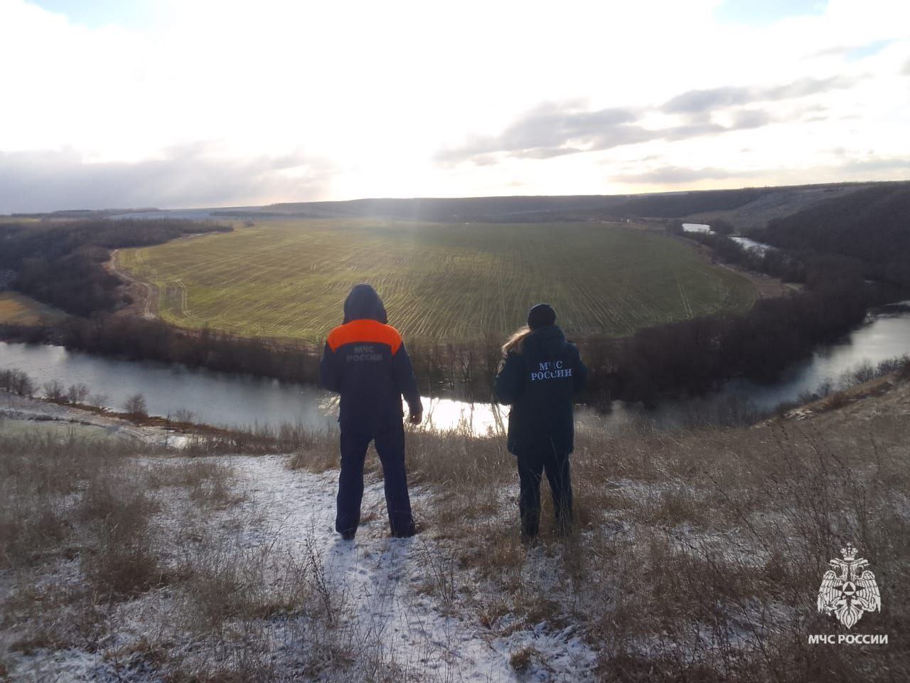 О средствах спасения на воде и безопасном нахождении у водоема напомнили населению инспекторы ГИМС МЧС России О средствах спасения на воде и безопасном нахождении у водоема напомнили населению инспекторы ГИМС МЧС России