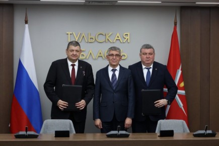 Илья Беспалов: Подписали соглашение о развитии дружественных отношений между городом-героем Тулой и городом трудовой доблести и воинской славы Горловкой