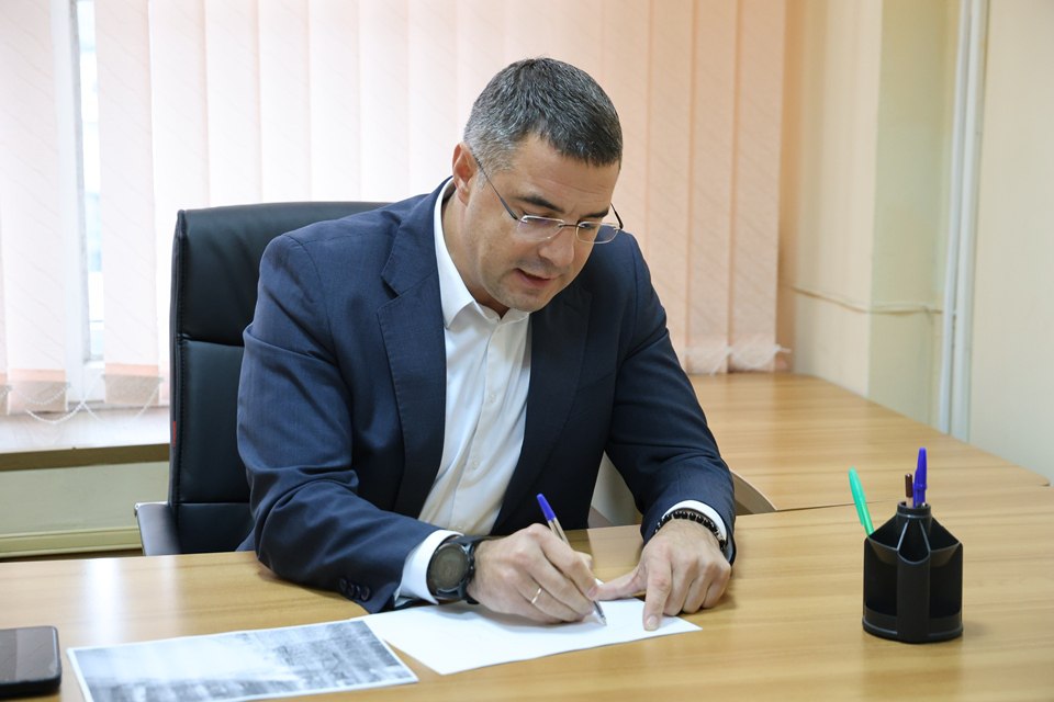 Алексей Эрк провел личный прием граждан Алексей Эрк провел личный прием граждан