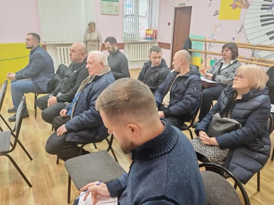 В Центральном и Пролетарском районе прошли выездные публичные слушания В Центральном и Пролетарском районе прошли выездные публичные слушания