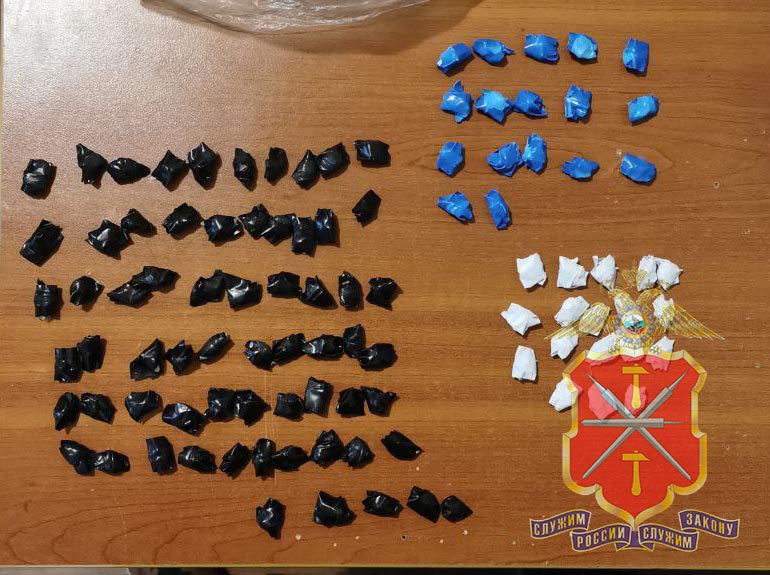 В Щёкино оперативниками задержаны иностранные граждане, подозреваемые в покушении на незаконный сбыт наркотических средств В Щёкино оперативниками задержаны иностранные граждане, подозреваемые в покушении на незаконный сбыт наркотических средств