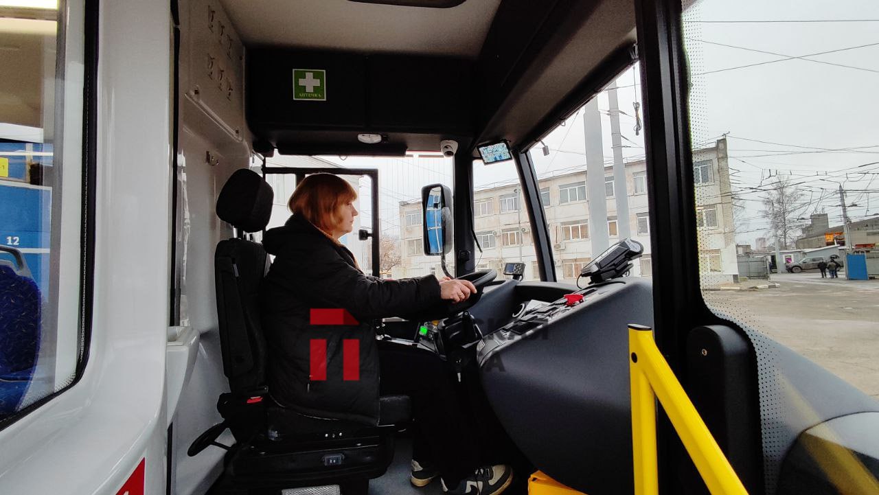 Показываем новенькие троллейбусы, которые теперь будут катать туляков Показываем новенькие троллейбусы, которые теперь будут катать туляков