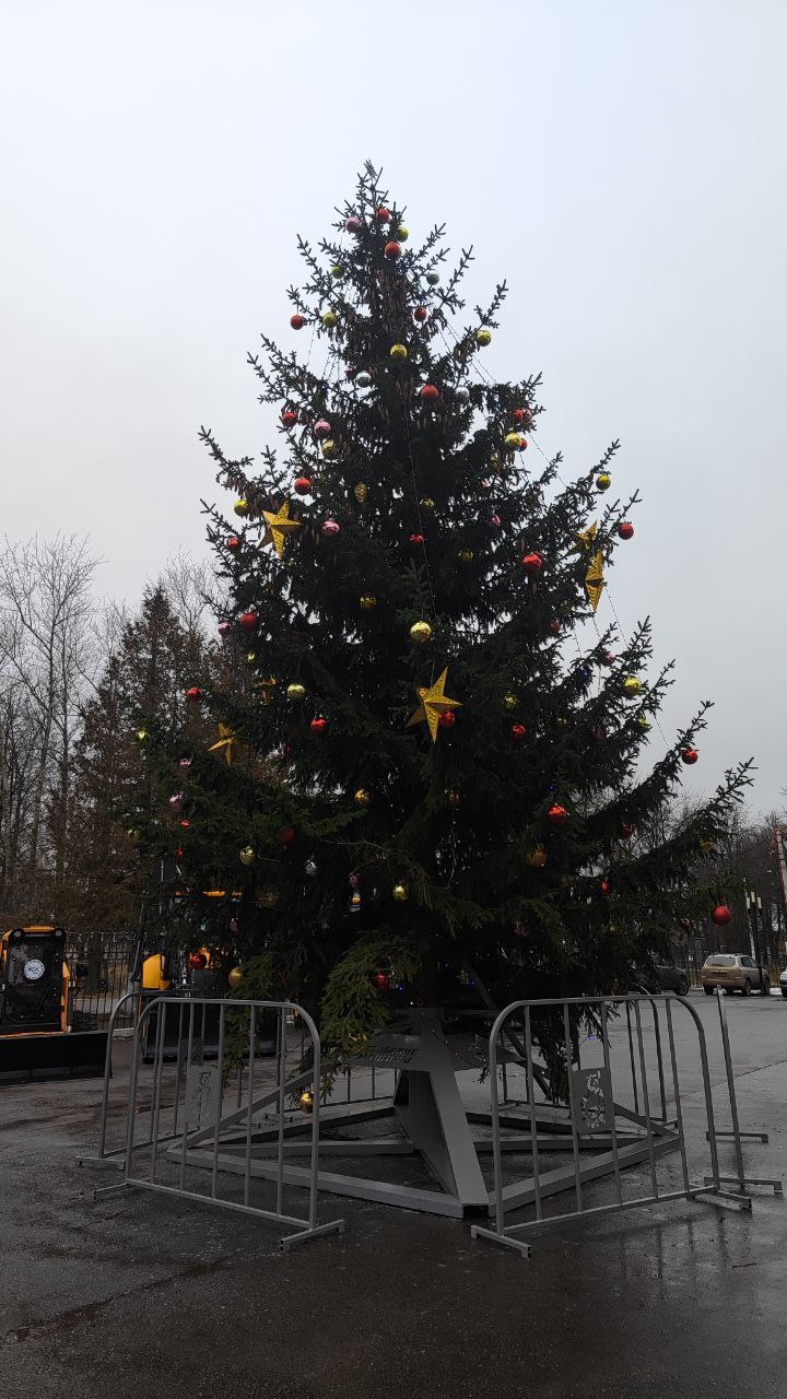 Наш корреспондент сегодня работает в поселке Болохово и делится с вами местным колоритом