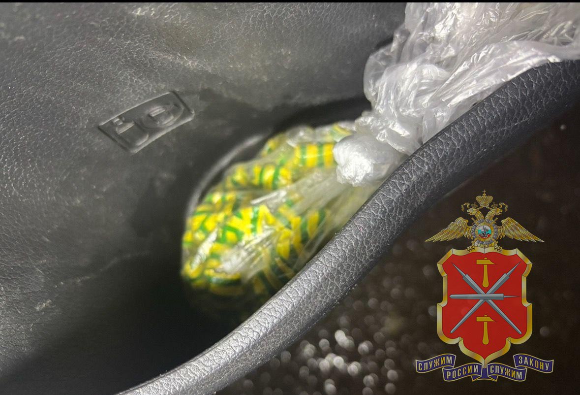 В Щёкино оперативниками задержаны иностранные граждане, подозреваемые в покушении на незаконный сбыт наркотических средств В Щёкино оперативниками задержаны иностранные граждане, подозреваемые в покушении на незаконный сбыт наркотических средств