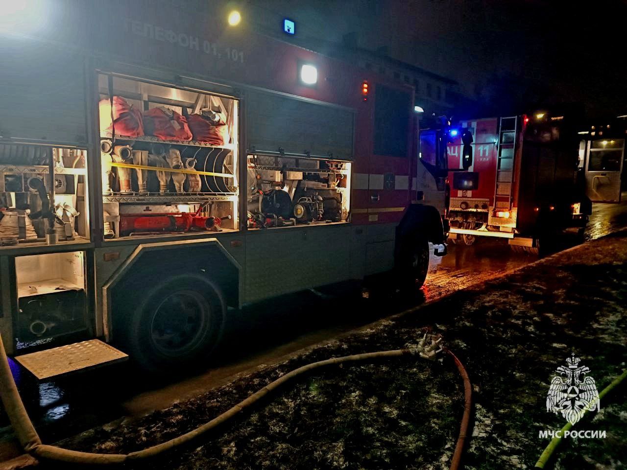 В Туле огнеборцы спасли на пожаре мужчину