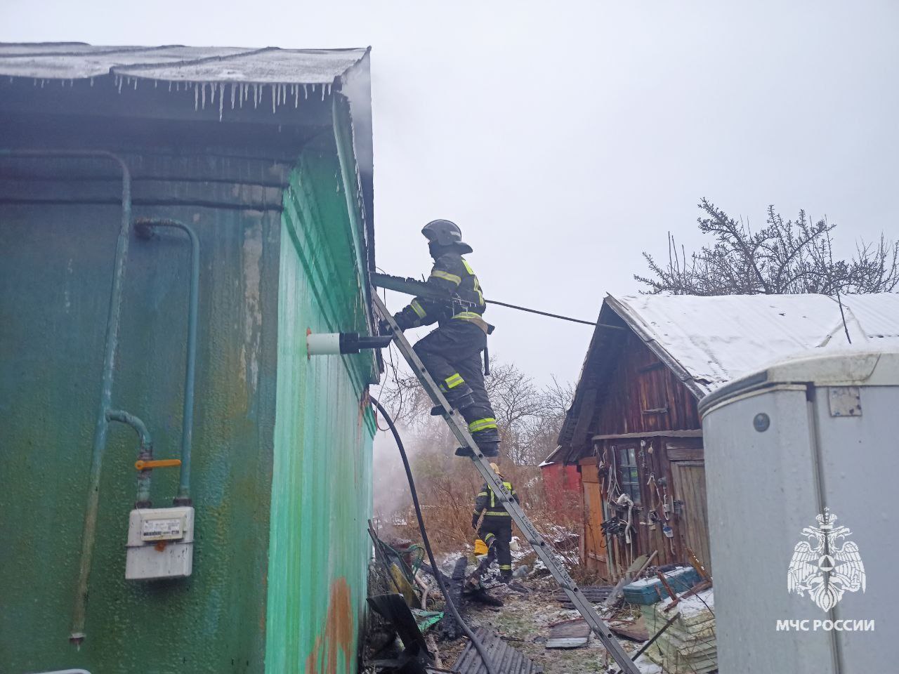 При пожаре под Тулой погиб мужчина При пожаре под Тулой погиб мужчина
